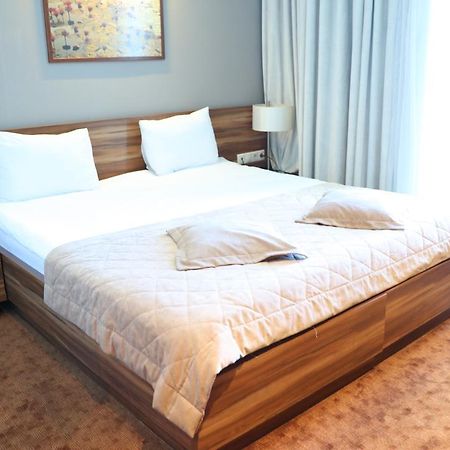 Avenue Hotel Baku Ngoại thất bức ảnh