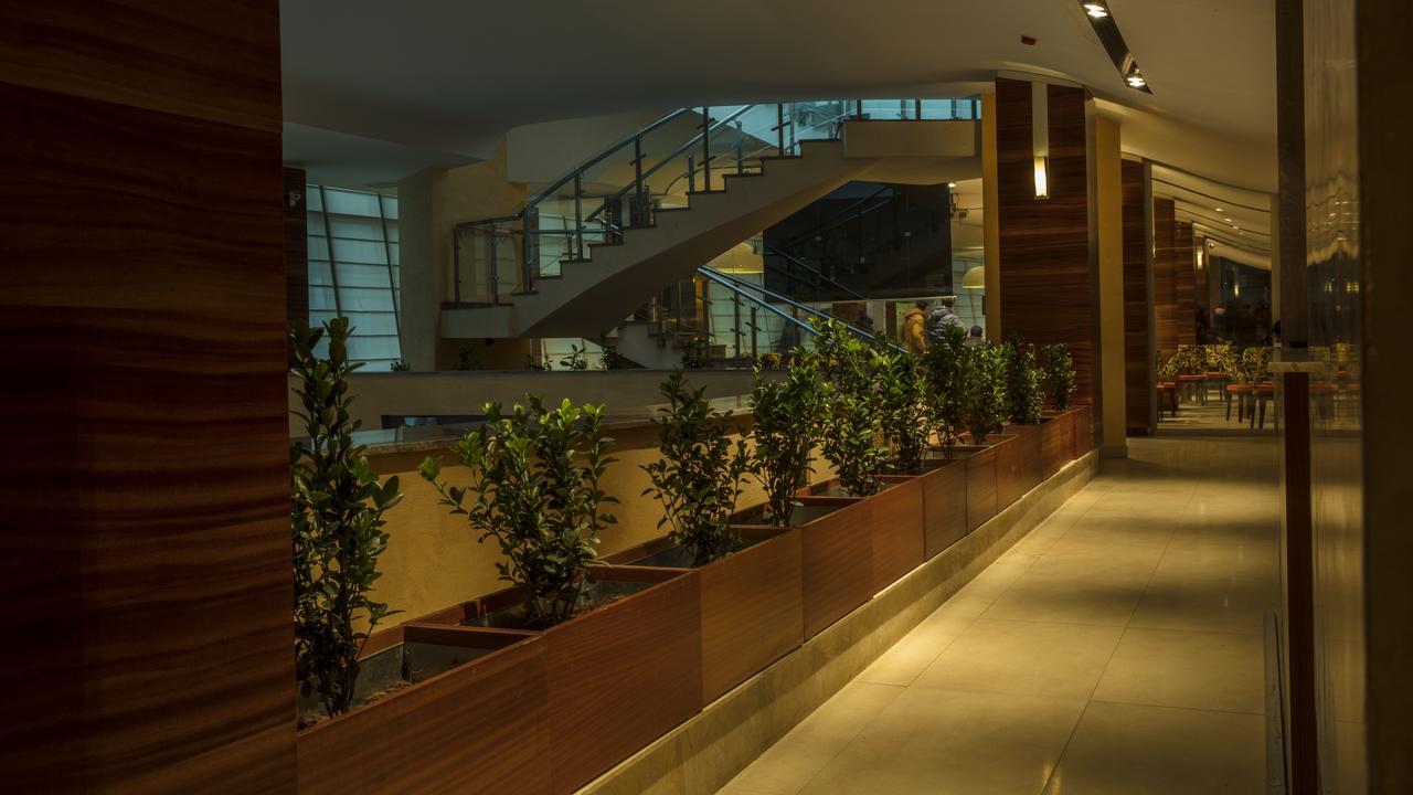 Avenue Hotel Baku Ngoại thất bức ảnh