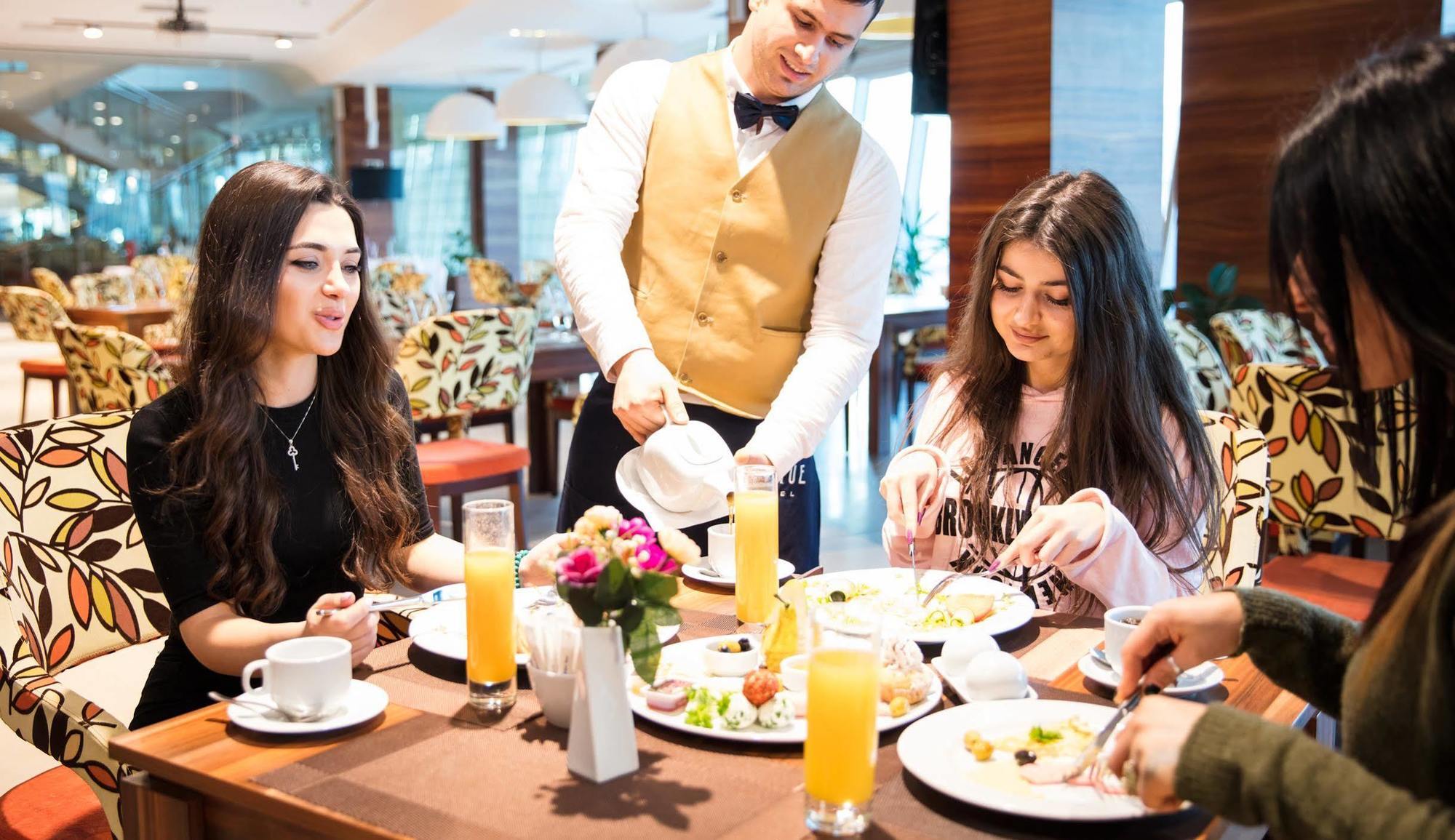 Avenue Hotel Baku Ngoại thất bức ảnh